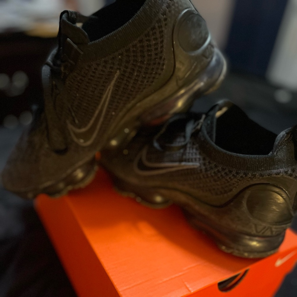 Nike Grade school size 7 Vapor Max